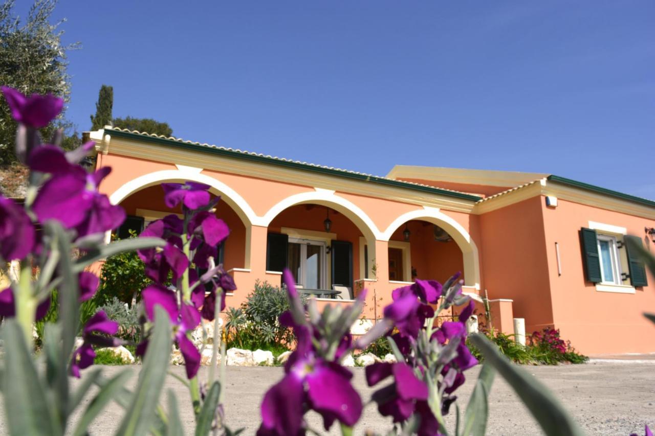 Villa Skafonas Sinarades ภายนอก รูปภาพ