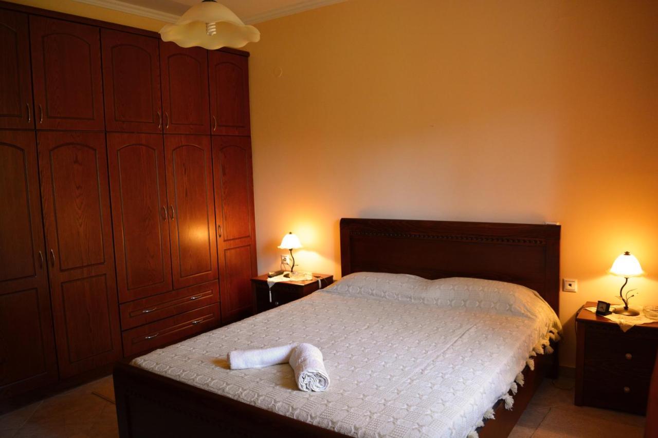 Villa Skafonas Sinarades ภายนอก รูปภาพ